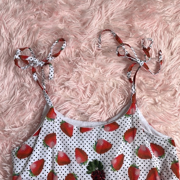 SELINI ACTION RED COTTON STRAWBERRY DRESS - Picture 6 of 7